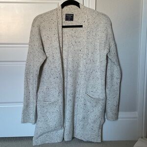 Abercrombie & Fitch Cream Sweater